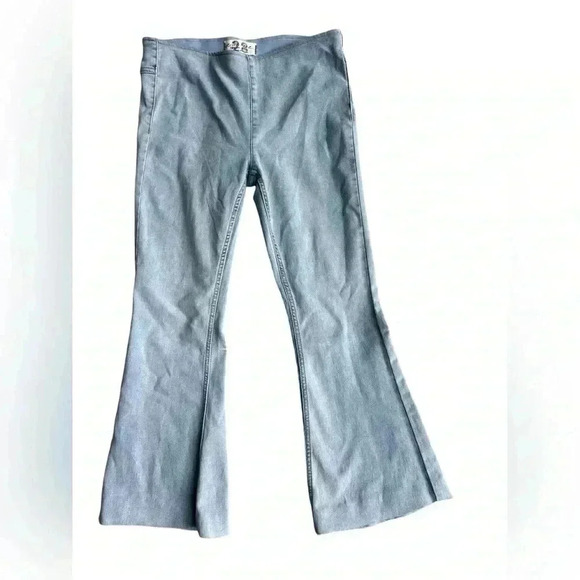 We The Free Free People Penny Flair Cropped Jeans Light Wash Size 28 - Picture 1 of 4